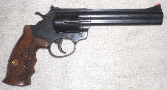 Revolver Alfa Proj