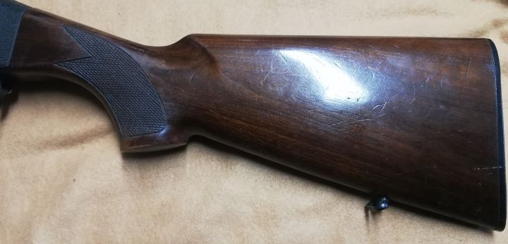 Benelli Semiautomatico Mod. 121 cal.12 canna S.Etienne 65 cm. 2 stelle - immagine 2