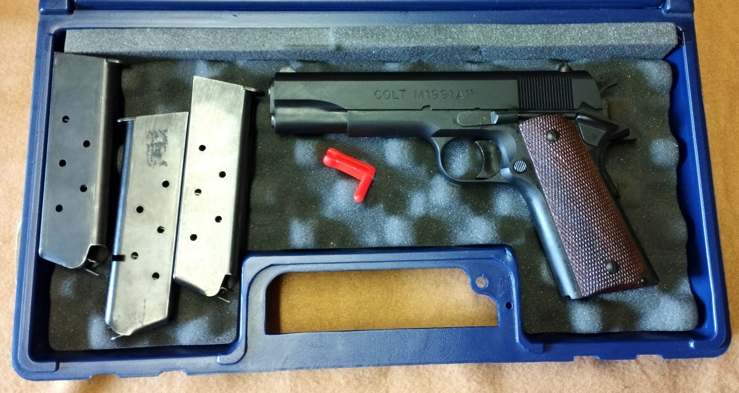 PISTOLA SEMIAUTO COLT M1991 A1 CAL. 45 ACP.