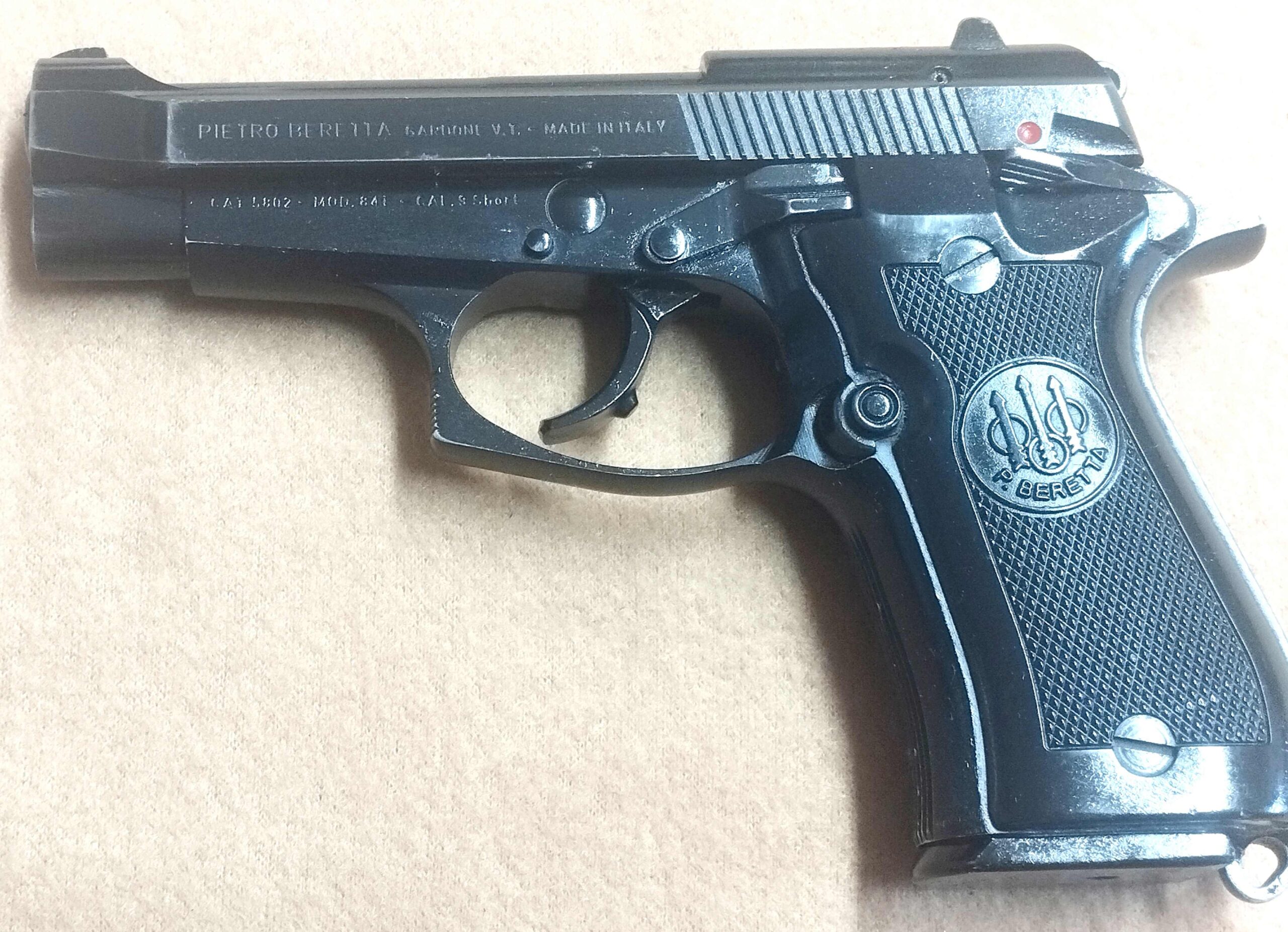 Beretta 81 cal. 7.65 Bifilare a partire da €.190.00 a 300.00 - immagine 13