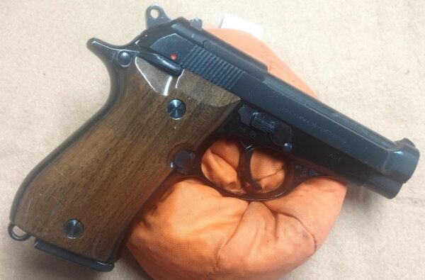 Beretta 81 cal. 7.65 Bifilare a partire da €.190.00 a 300.00 - immagine 10