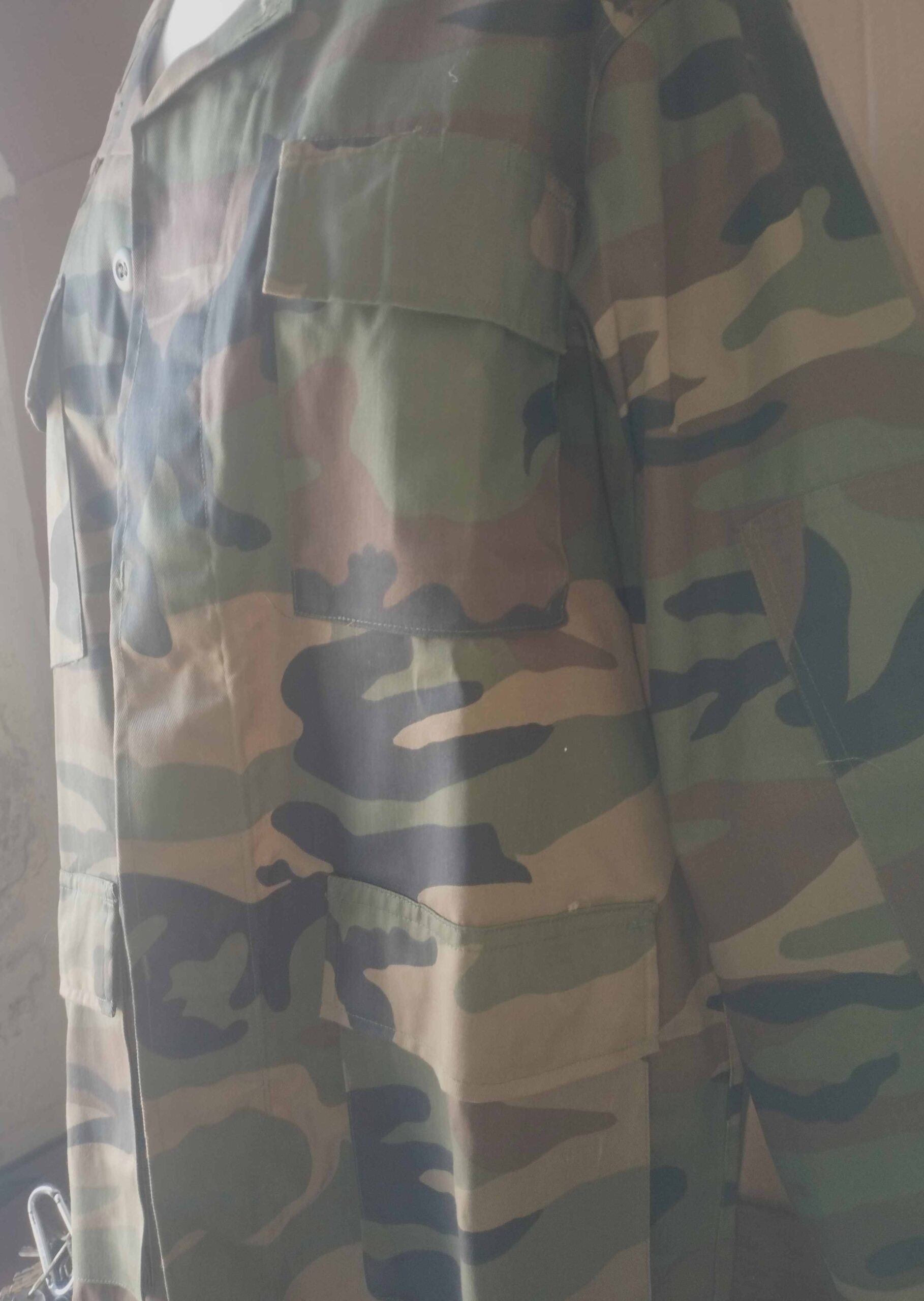 GIACCA SAARIANA LEGGERA MULTITASCHE MIMETICA Tg. M - immagine 4