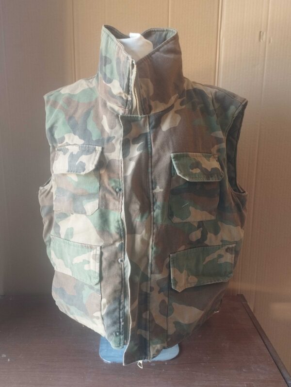 GILE MILITARE MIMETICO IMBOTTITO 4 TASCHE USATO tg.52 - immagine 4