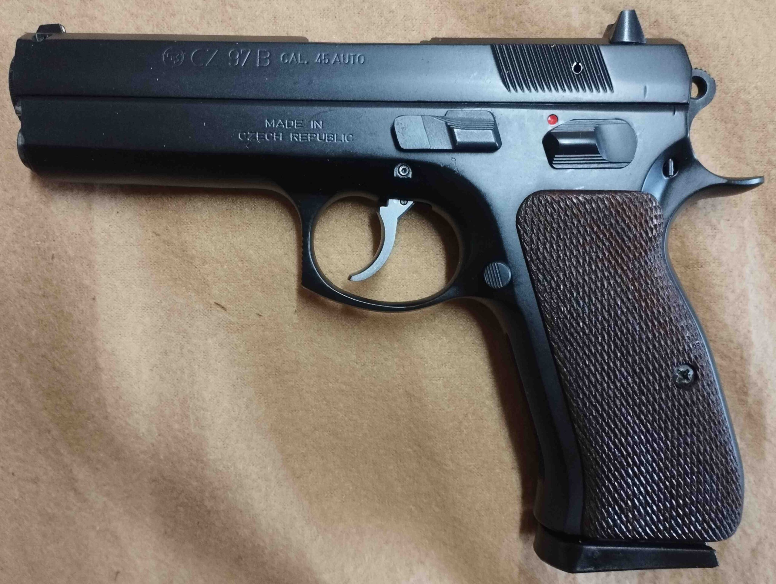 PISTOLA CZ mod. 97B cal. 45 auto/ACP - immagine 3