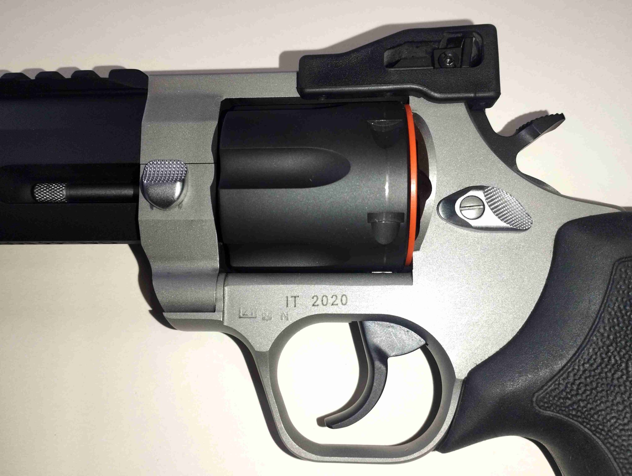 VENDUTO REVOLVER TAURUS RANGIN HUNTER 44-H 8 3/8" DUAL CAL.44 Mg. - immagine 5