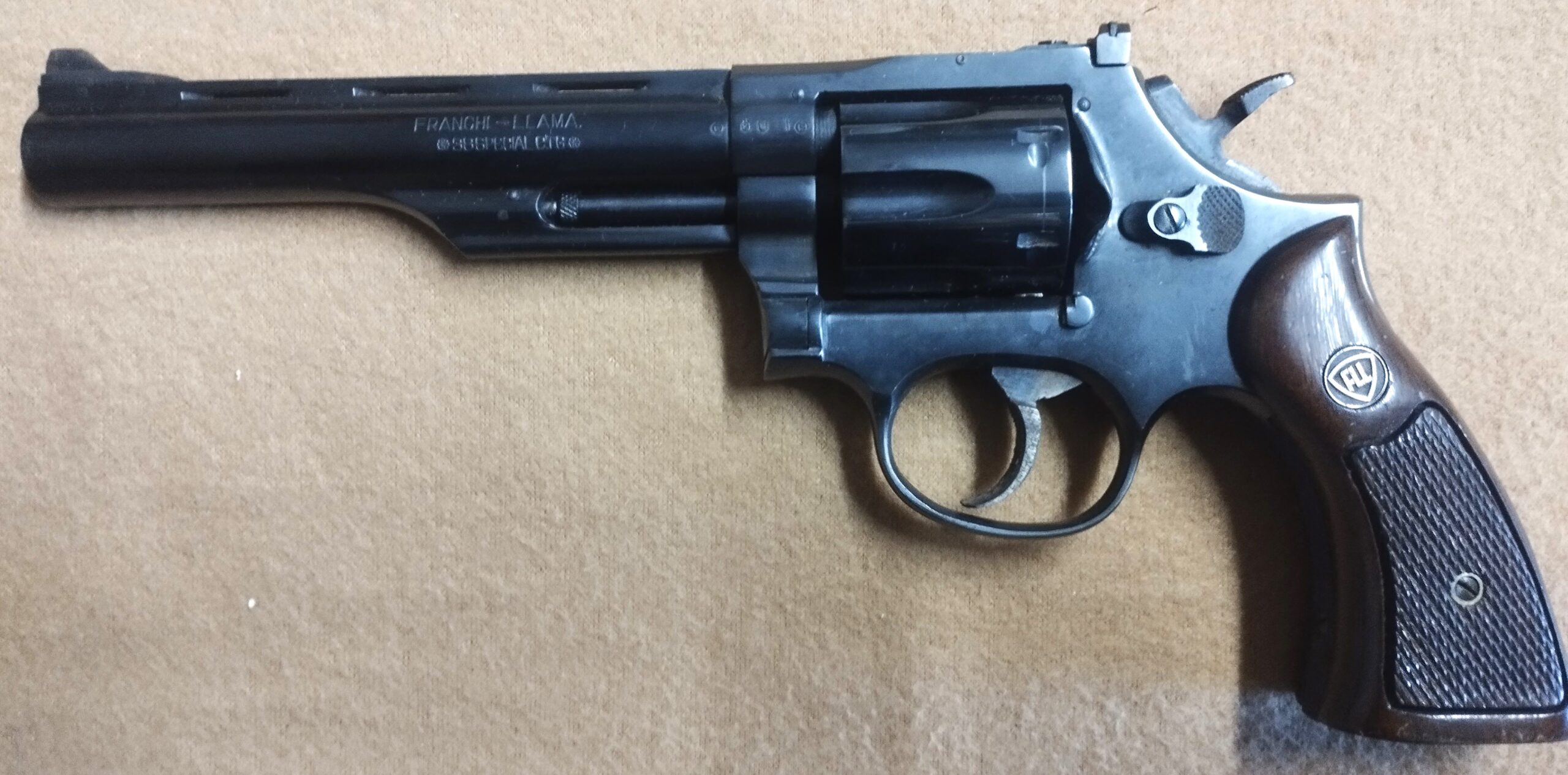 REVOLVER FRANCHI LAAMA 6" CAL.38 Sp.