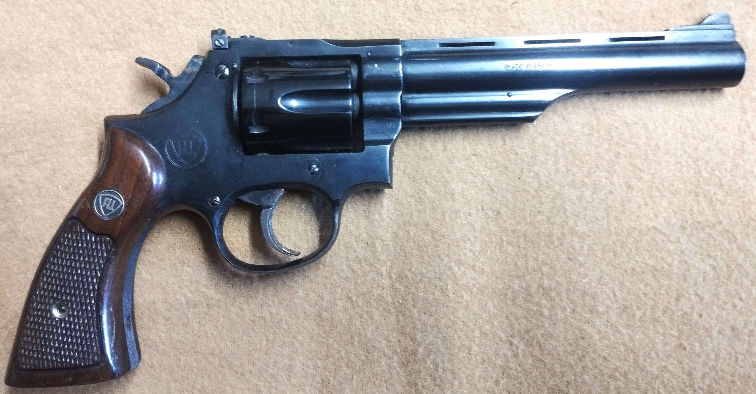 REVOLVER FRANCHI LAAMA 6" CAL.38 Sp. - immagine 2