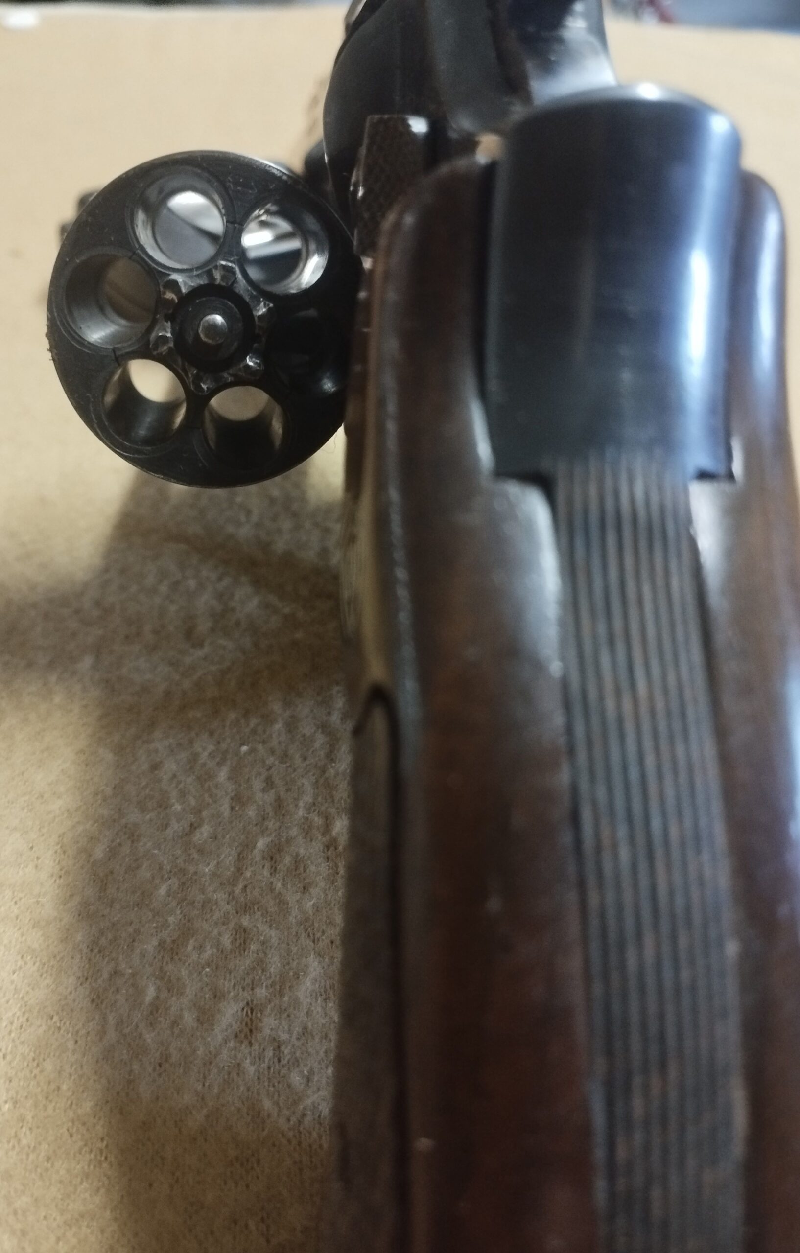 REVOLVER FRANCHI LAAMA 6" CAL.38 Sp. - immagine 3
